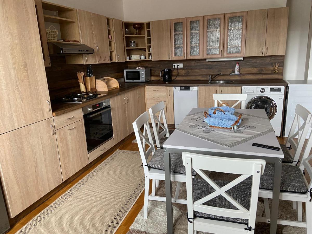 Apartman Juli Tatranská Lomnica Dış mekan fotoğraf